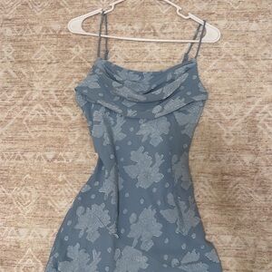 Selfie Leslie textured floral blue midi dress